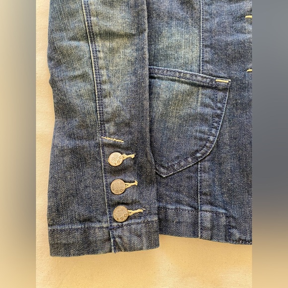 Levi's Jeans Dark Wash Blue Denim Blazer Style Jacket with Silver Buttons Medium - Picture 3 of 9